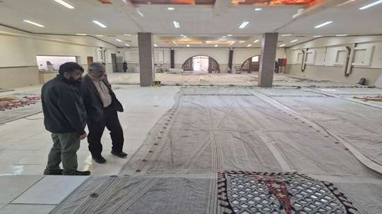 بازدید رئیس دانشگاه از اثر ارزشمند اهدایی دوره قاجار به موزه و مرکز اسناد دانشگاه اصفهان 