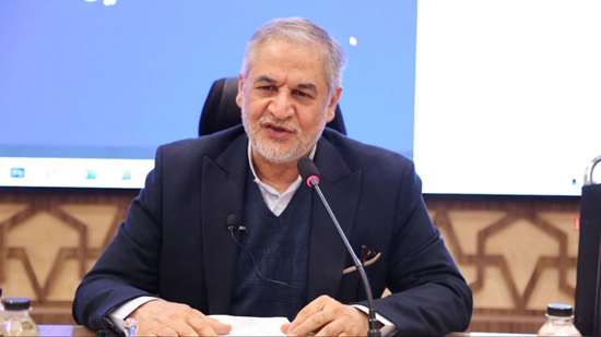 تأکید رئیس دانشگاه اصفهان بر نقش هوش مصنوعی در تحول دانشگاه‌های جهانی و ضرورت حفظ خودآگاهی انسانی 