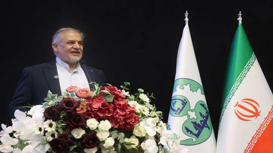 رئیس دانشگاه اصفهان: ایران در حال گذار از هژمونی غرب و خلق یک «زیست‌بوم جدید» برای بشریت است 