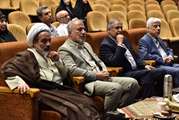 رئیس دانشگاه اصفهان در مراسم گرامیداشت مقام معلم: «دانشگاه زاینده و بی نام» راهکاری برای خروج از کمی‌گرایی و رشد کیفیت در آموزش 