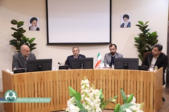 نشست هم‌اندیشی ستاد علم و فناوری شورای عالی انقلاب فرهنگی در دانشگاه اصفهان برگزار شد 