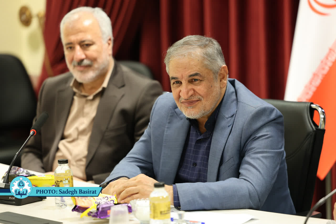 دکتر رکنی‌زاده: پیشرفت و اقتدار کشور مرهون عقلانیت علمی دانشگاه‌هاست / پیگیری جدی تأسیس دانشکده حقوق و علوم سیاسی و گسترش همکاری‌های بین‌رشته‌ای در عصر هوش مصنوعی