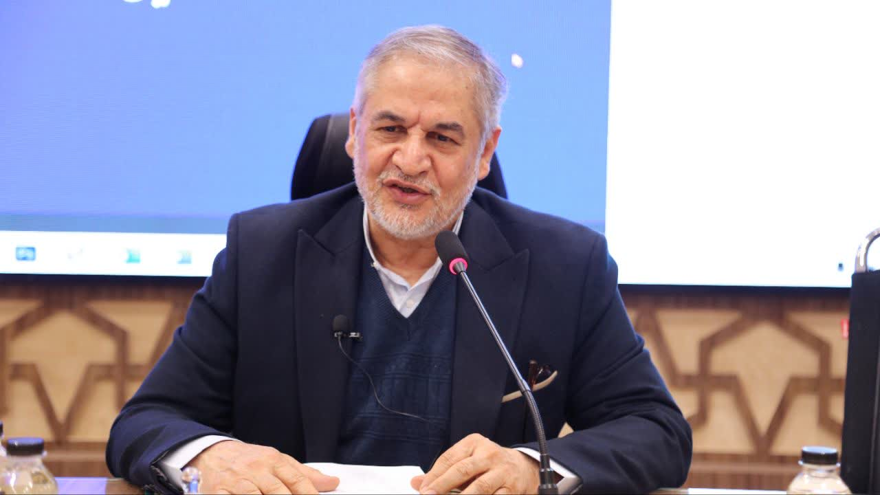 تأکید رئیس دانشگاه اصفهان بر نقش هوش مصنوعی در تحول دانشگاه‌های جهانی و ضرورت حفظ خودآگاهی انسانی