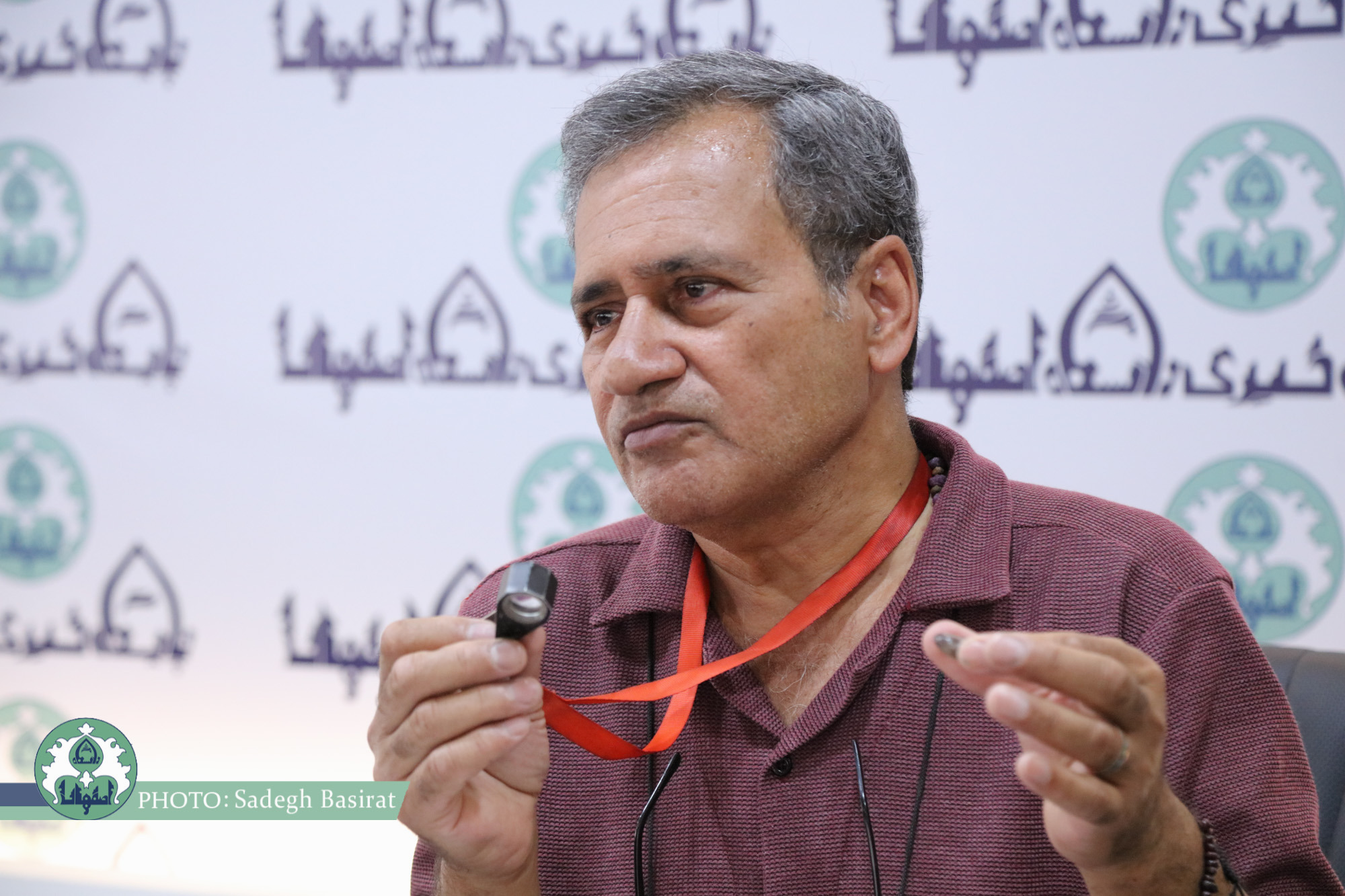 دکتر محمدعلی مکی‌زاده؛ از جست‌وجوی اسرار سنگ های فرازمینی تا خودکفایی آزمایشگاهی در دانشگاه اصفهان