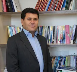 آقای دکتر علی منصوری
